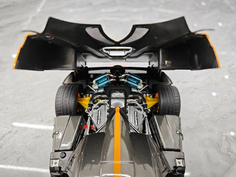 [Almost Real] 1:18 Pagani 2009 Zonda Cinque Coupe Yellow Model Car Die-Cast