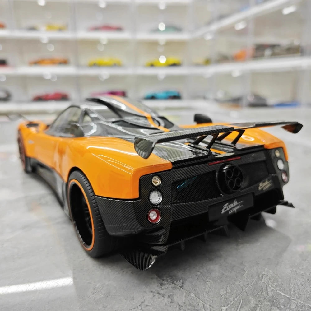 [Almost Real] 1:18 Pagani 2009 Zonda Cinque Coupe Yellow Model Car Die-Cast