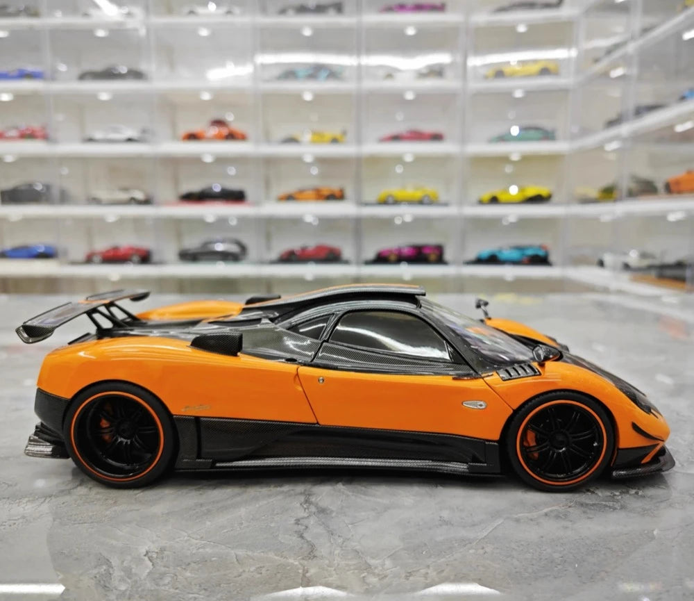 [Almost Real] 1:18 Pagani 2009 Zonda Cinque Coupe Yellow Model Car Die-Cast