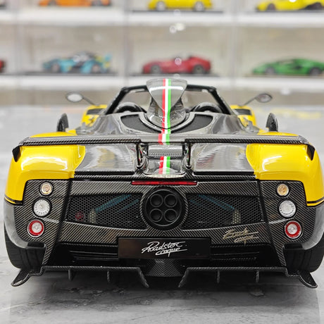 Almost Real Pagani 2009 Zonda Cinque Roadster Yellow 1:18 – Modello da collezione in pressofuso