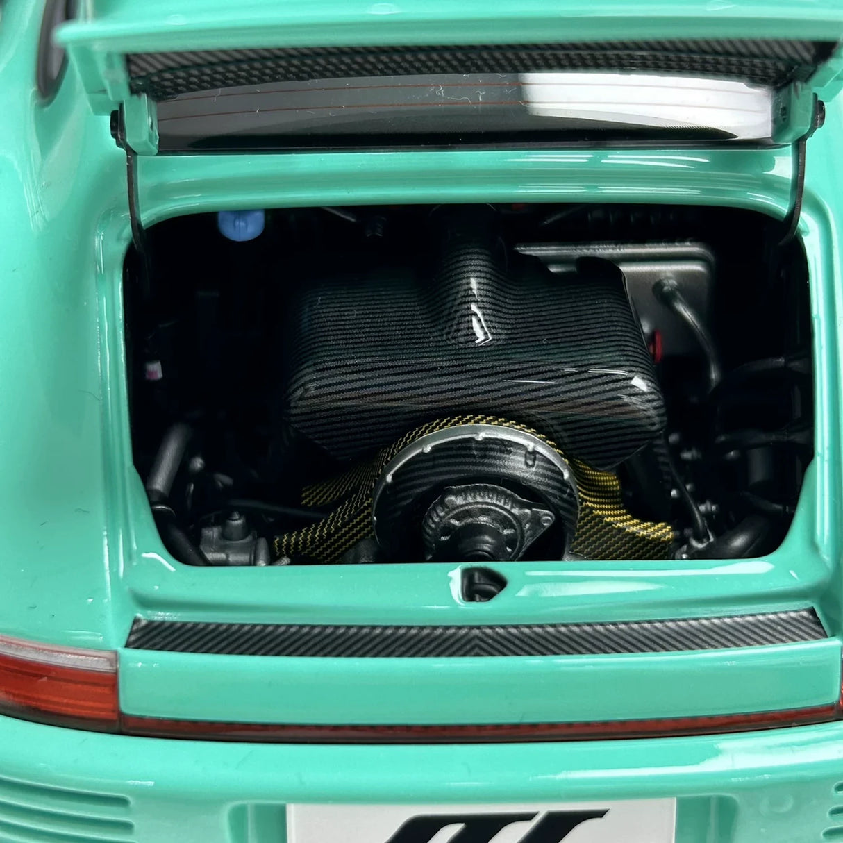 Almost Real Porsche 2018 RUF SCR 40° anniversario Tiffany Blue 1:18 – Modello da collezione in pressofuso