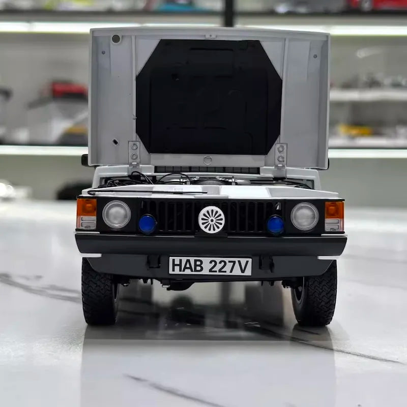 [Almost Real] 1:18 Land Rover Range Rover 1976 Classic UK Police Model Car Die-Cast