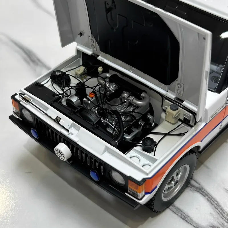 [Almost Real] 1:18 Land Rover Range Rover 1976 Classic UK Police Model Car Die-Cast