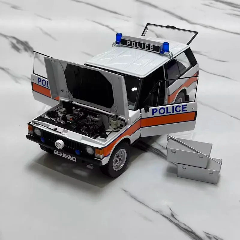 [Almost Real] 1:18 Land Rover Range Rover 1976 Classic UK Police Model Car Die-Cast