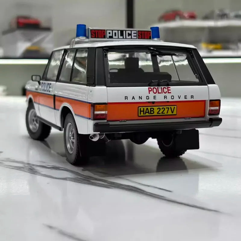 [Almost Real] 1:18 Land Rover Range Rover 1976 Classic UK Police Model Car Die-Cast