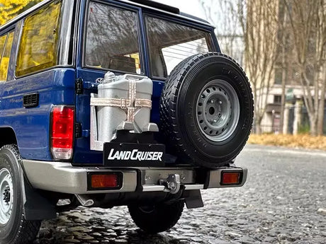 [Almost Real] 1:18 Toyota 2017 Land Cruiser 76 Series Blue Model Car Die-Cast