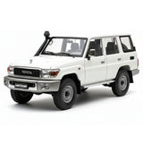[Almost Real] 1:18 Toyota 2017 Land Cruiser 76 Series White Model Car Die-Cast