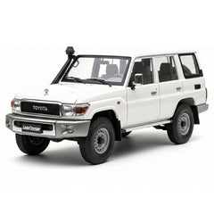 [Almost Real] 1:18 Toyota 2017 Land Cruiser 76 Series White Model Car Die-Cast