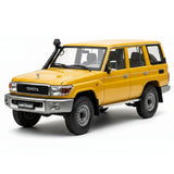 [Almost Real] 1:18 Toyota 2017 Land Cruiser 76 Series geel modelauto Die-Cast