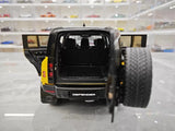 [Almost Real] 1:18 Land Rover 2021 Defender 90 Trophy Livery Yellow & Black Model Car Die-Cast