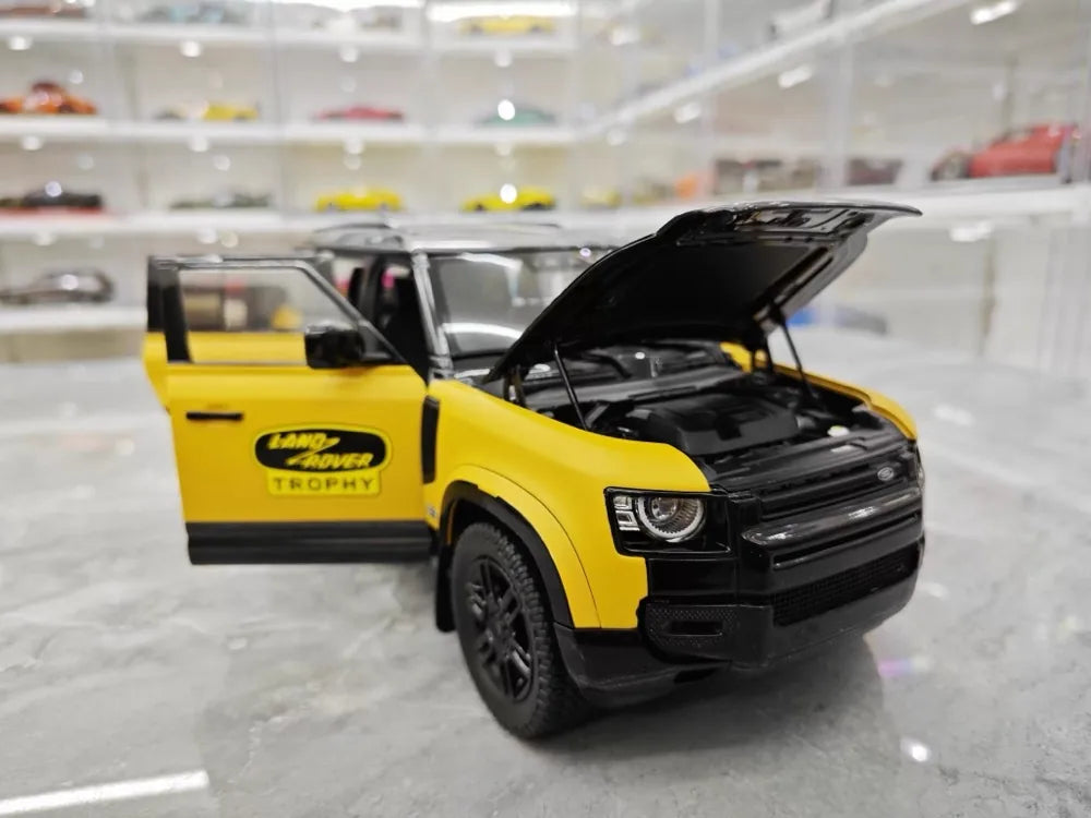 [Almost Real] 1:18 Land Rover 2021 Defender 90 Trophy Livery Yellow & Black Model Car Die-Cast