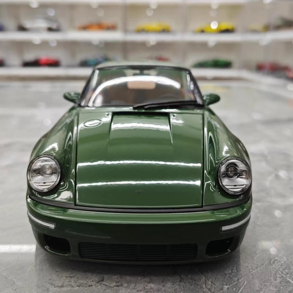 [Almost Real] 1:18 Porsche 2022 911 RUF SCR vihreä pienoismalli Die-Cast