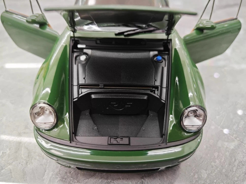 [Almost Real] 1:18 Porsche 2022 911 RUF SCR Green Model Car Die-Cast