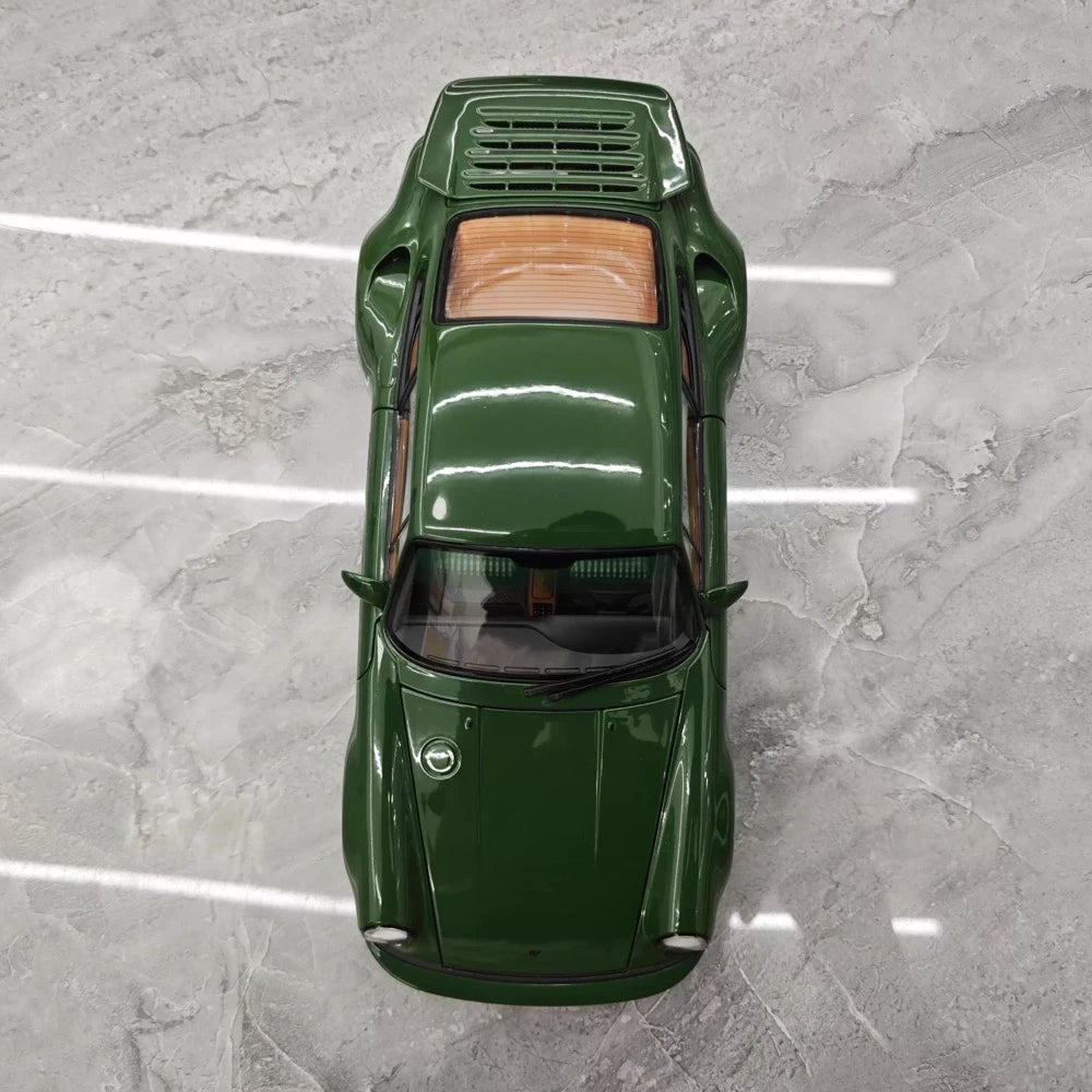 [Almost Real] 1:18 Porsche 2022 911 RUF SCR Green Model Car Die-Cast