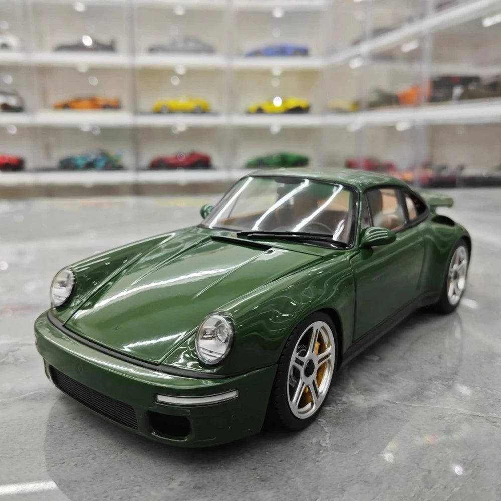 [Almost Real] 1:18 Porsche 2022 911 RUF SCR Green Model Car Die-Cast