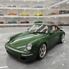[Almost Real] 1:18 Porsche 2022 911 RUF SCR Green Model Car Die-Cast