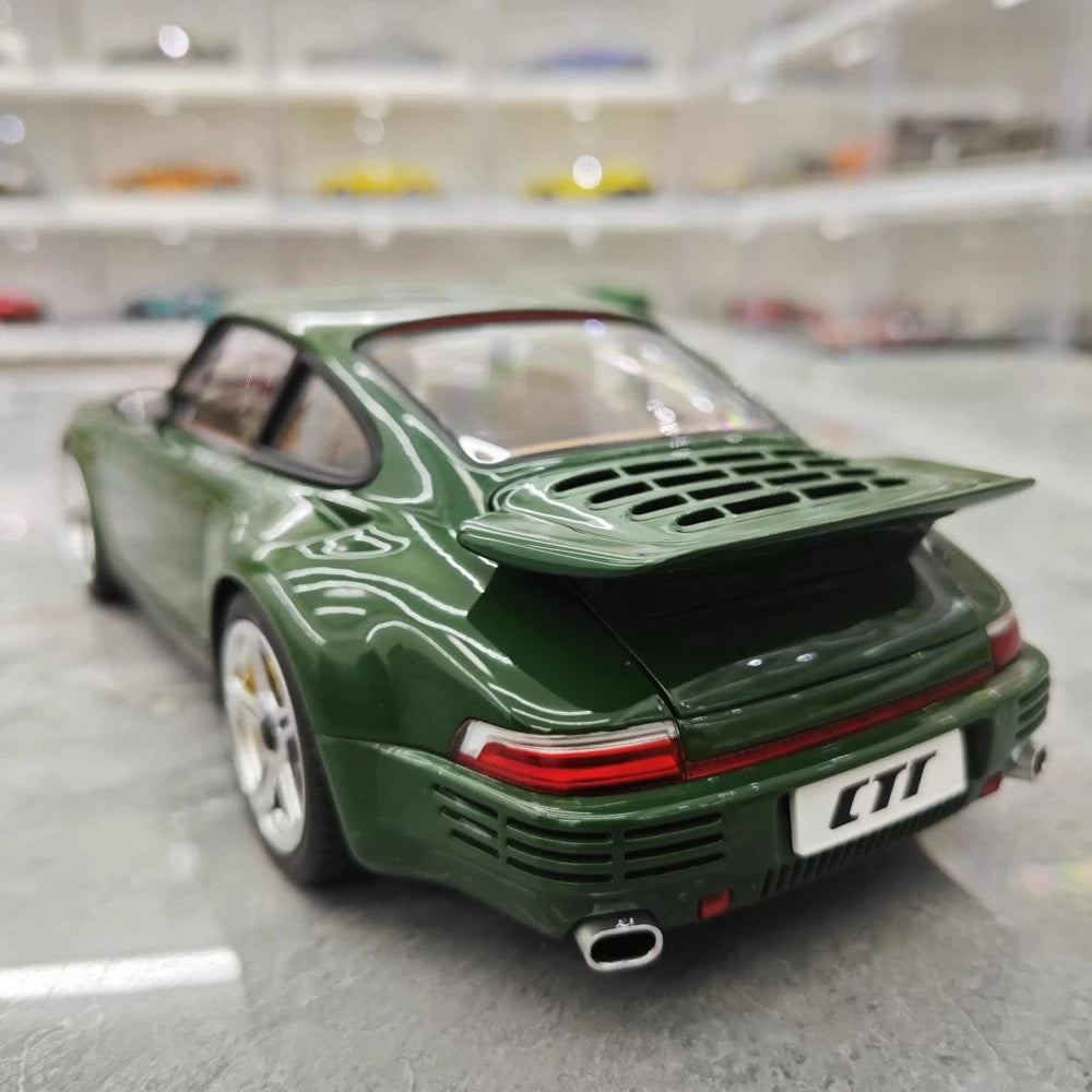 [Almost Real] 1:18 Porsche 2022 911 RUF SCR Green Model Car Die-Cast