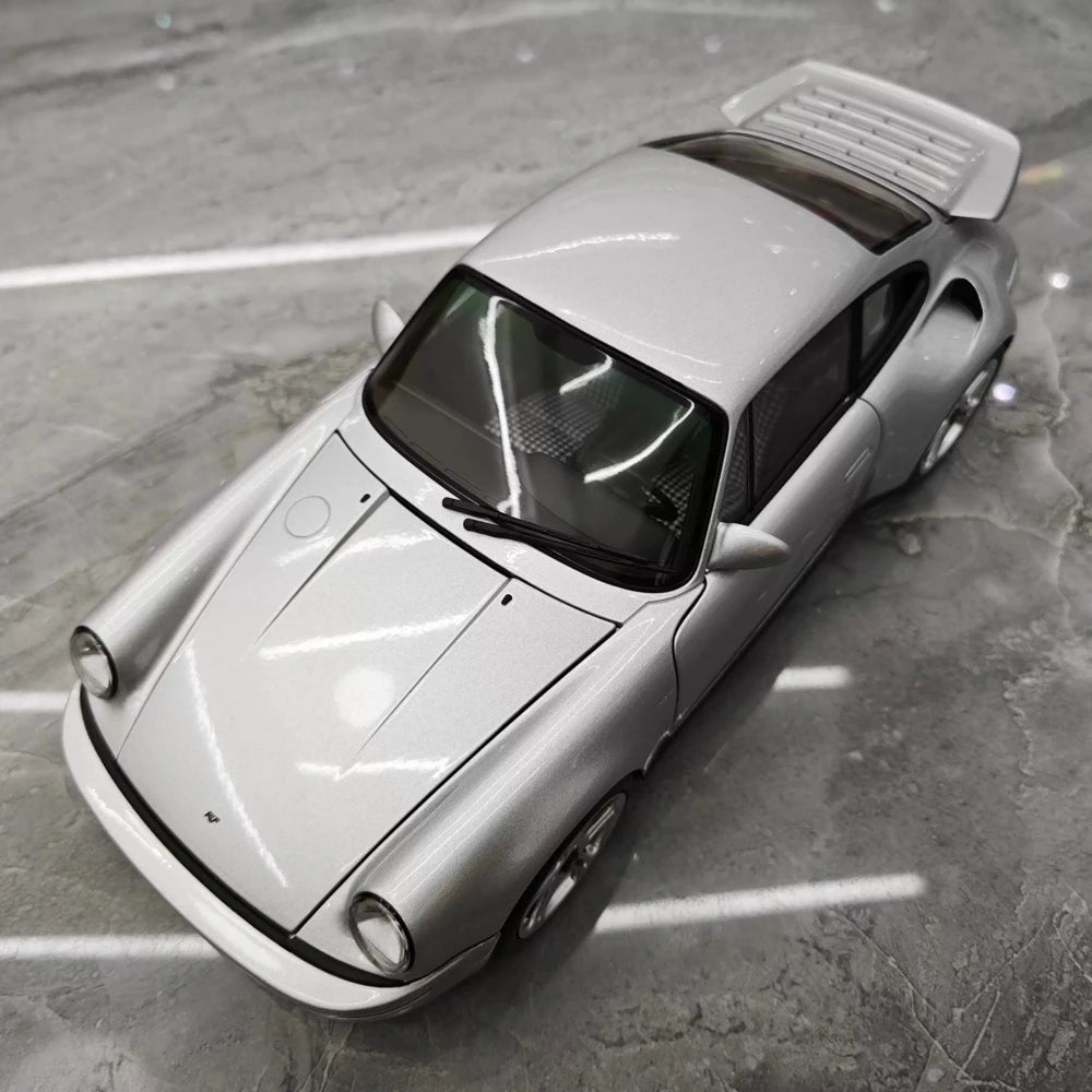 [Almost Real] 1:18 Porsche 2022 911 RUF SCR zilver modelauto Die-Cast