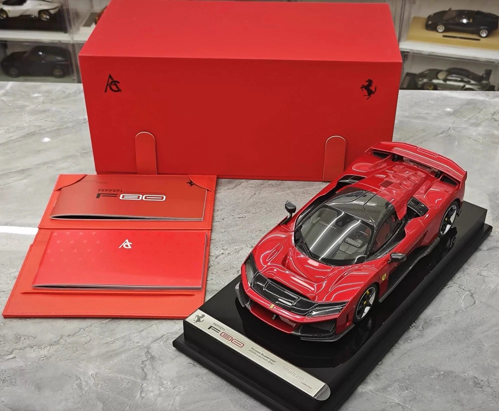 [Amalgam] 1:18 Ferrari 2025 F80 Red Model Car Resin