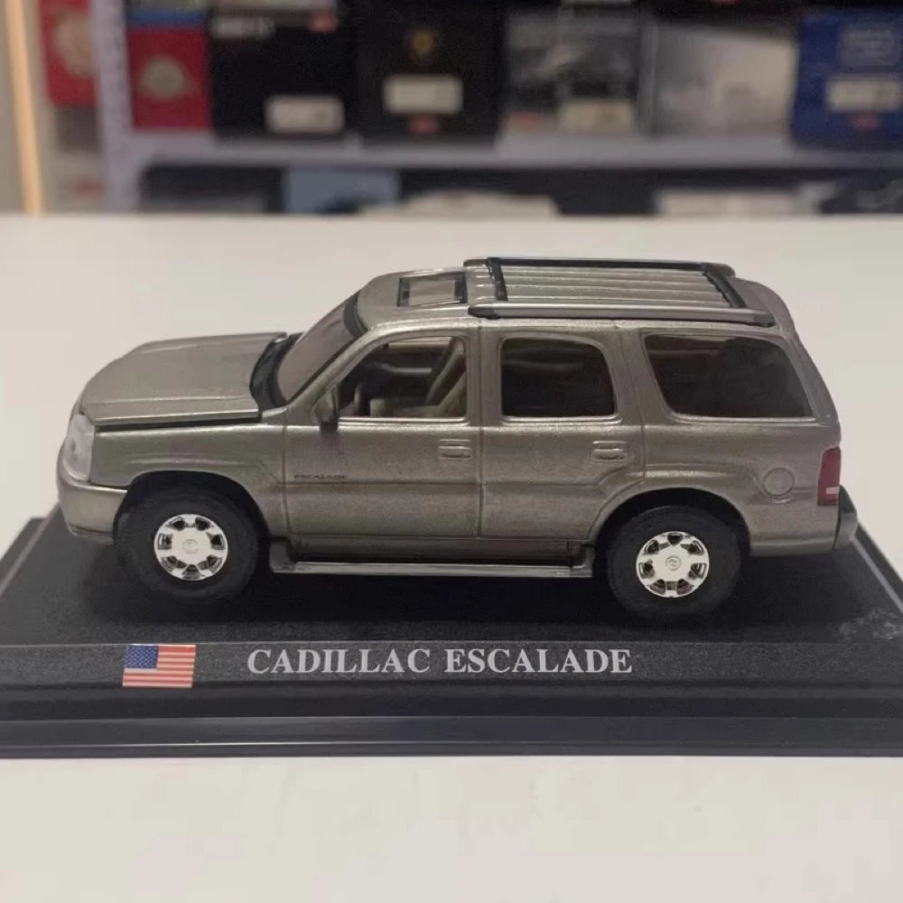 [Anson] 1:43 Cadillac 2002 Escalade Gray Model Car Die-Cast