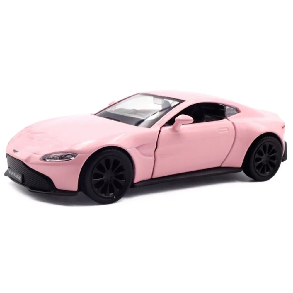1:36 Aston Martin 2018 Vantage Die Cast Model Car