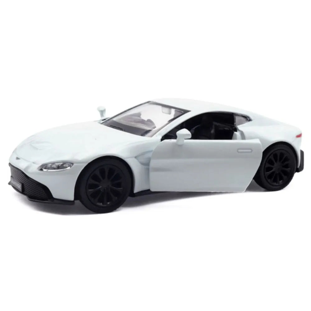 1:36 Aston Martin 2018 Vantage Die Cast Model Car