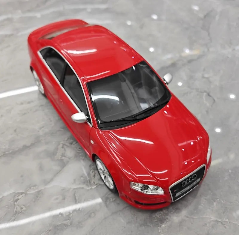 1:18 Audi 2006 RS4 B7 Die Cast Model Car