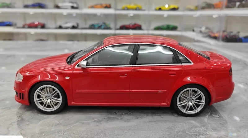 1:18 Audi 2006 RS4 B7 Die Cast Model Car