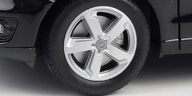 1:24 Audi 2008 Q5 Die Cast Model Car