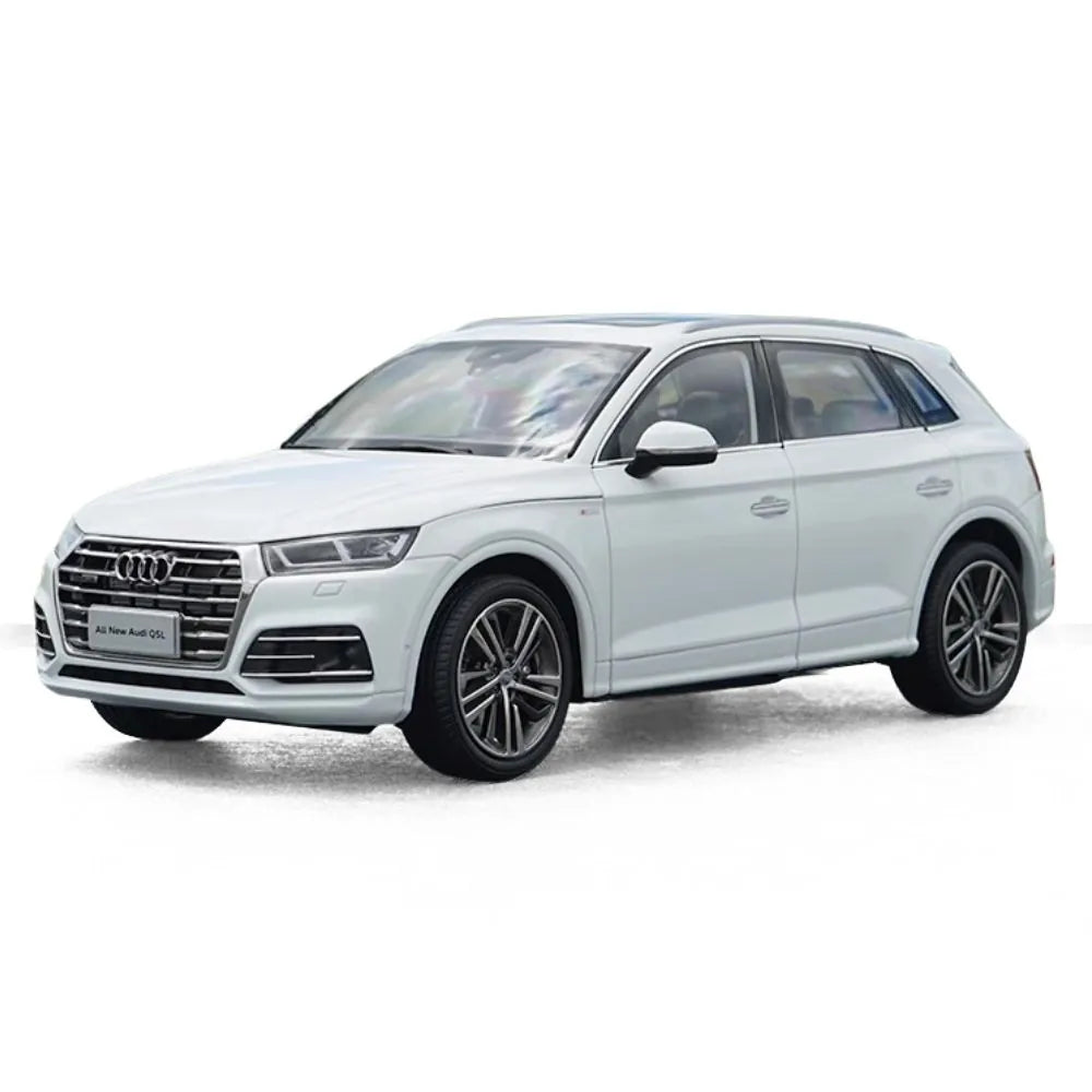 1:18 Audi 2018 Q5L Die Cast Model Car
