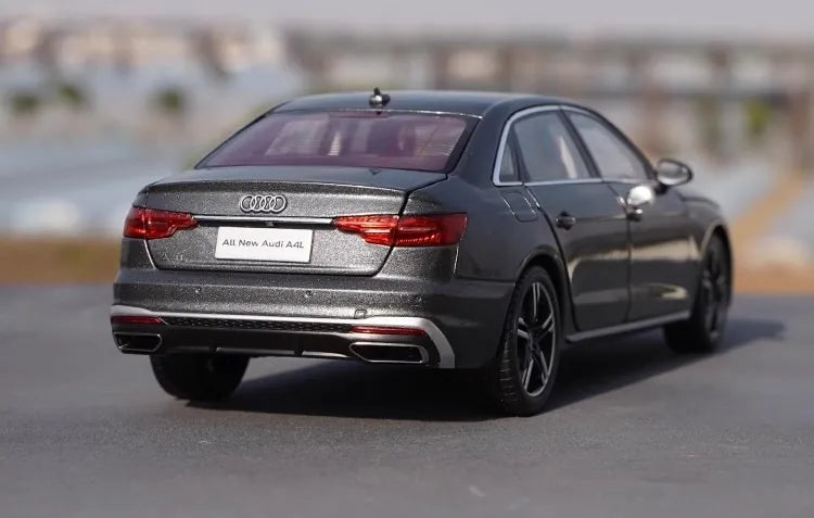 [OEM] 1:18 Audi 2020 A4L Gray Model Car Die-Cast