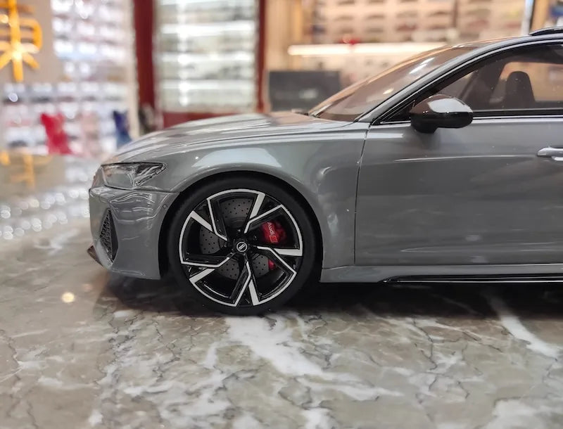 1:18 Audi 2020 RS6 Avant C8 Gray Die Cast Model Car