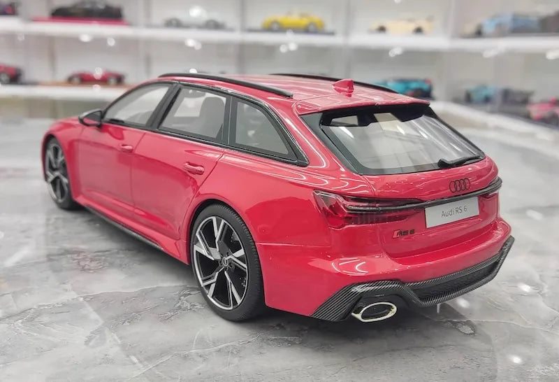 1:18 Audi 2021 RS6 Avant C8 Red Die Cast Model Car