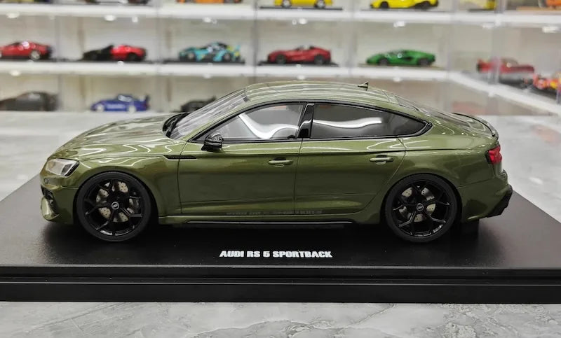 1:18 Audi 2023 RS5 Sportback Die Cast Model Car