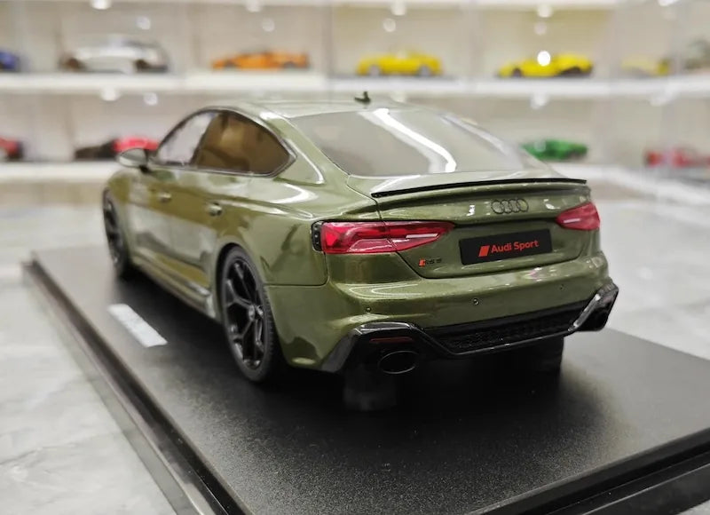 1:18 Audi 2023 RS5 Sportback Die Cast Model Car
