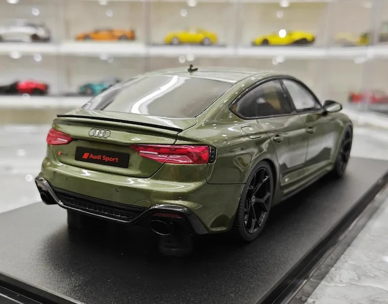 1:18 Audi 2023 RS5 Sportback Die Cast Model Car