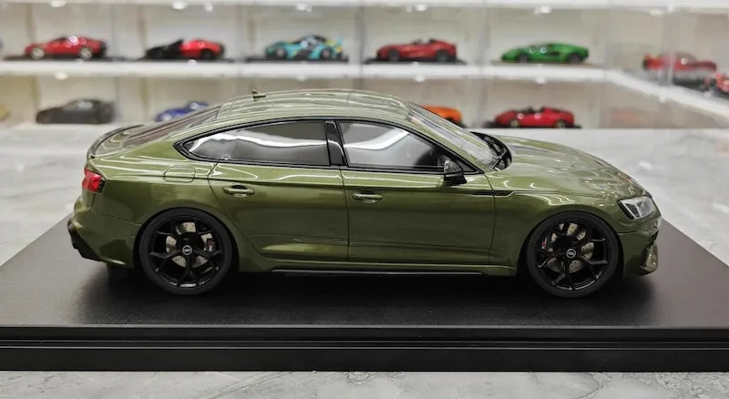 1:18 Audi 2023 RS5 Sportback Die Cast Model Car
