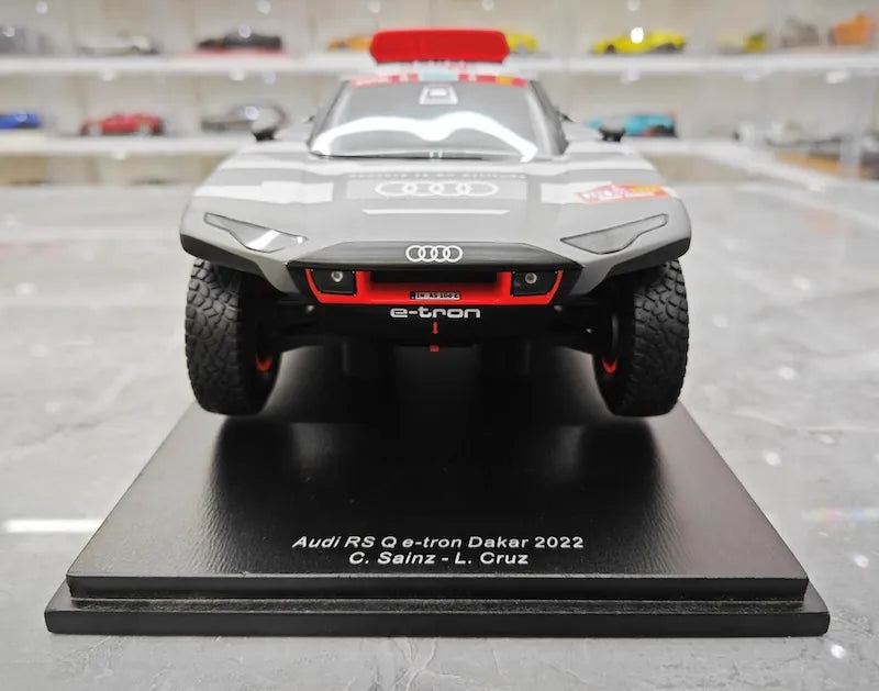 1:18 Audi 2022 RS Q E-Tron Dakar C. Sainz • L.Cruz Die Cast Model Car