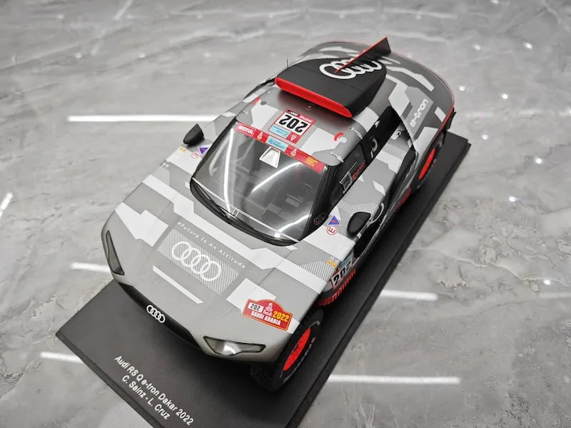 1:18 Audi 2022 RS Q E-Tron Dakar C. Sainz • L.Cruz Die Cast Model Car