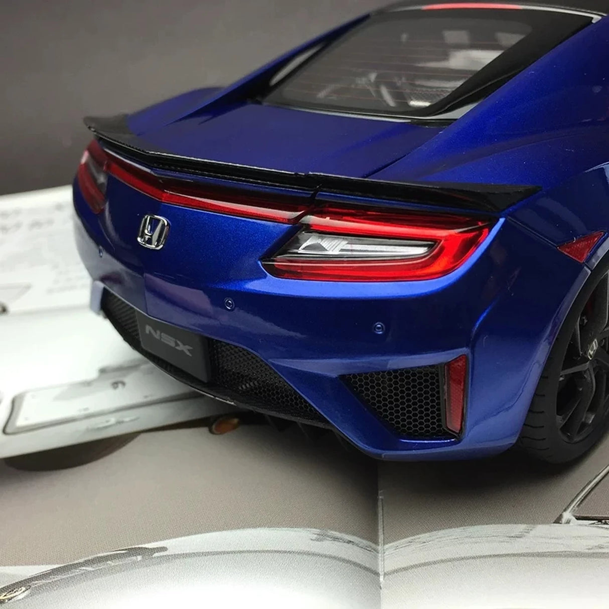 AutoArt Acura 2017 NSX Blau 1:18 – Druckguss-Sammlermodell
