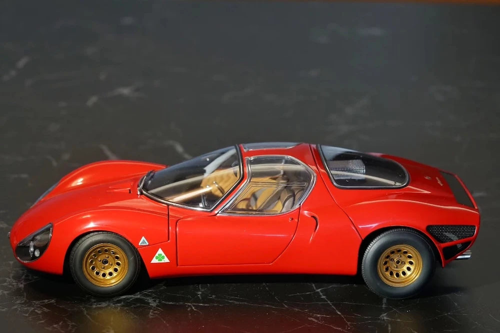[AutoArt] 1:18 Alfa Romeo 1967 Tipo 33 Stradale Red Model Car Die-Cast