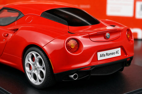 AutoArt Alfa Romeo 2013 4C Red 1:18 – Collectible Diecast Model Die-Cast