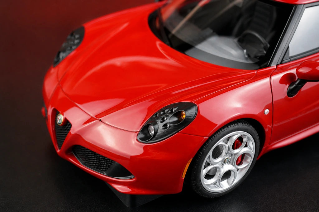 AutoArt Alfa Romeo 2013 4C Red 1:18 – Collectible Diecast Model Die-Cast