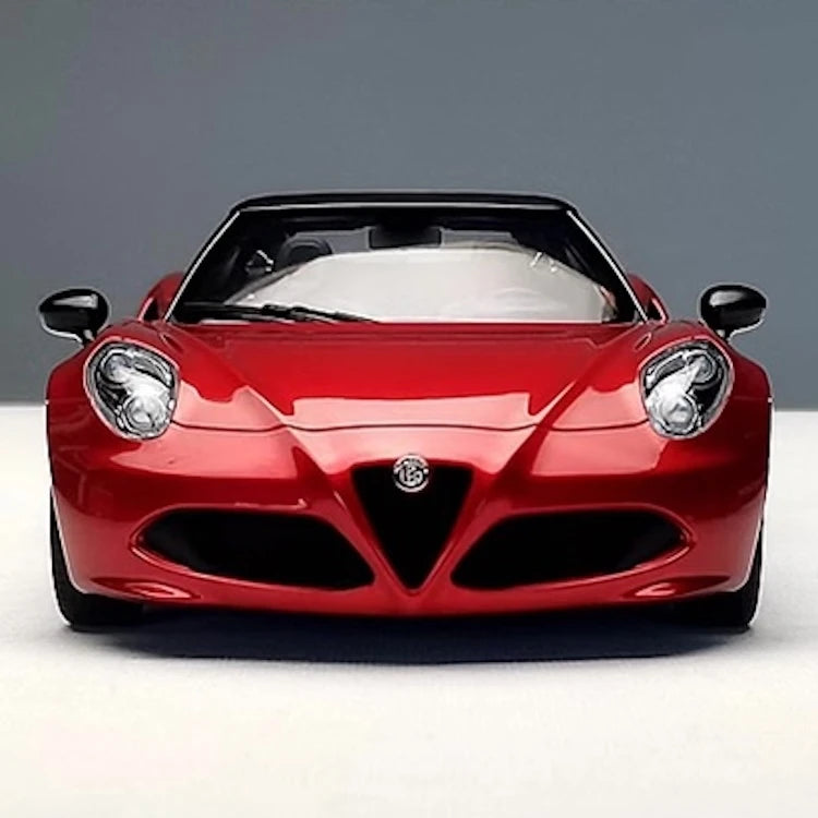 [AutoArt] 1:18 Alfa Romeo 2015 4C Spider Red Model Car Die-Cast