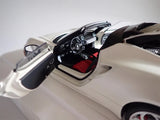 [AutoArt] 1:18 Alfa Romeo 2015 4C Spider White Model Car Die-Cast
