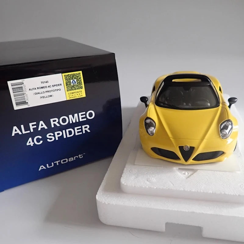 [AutoArt] 1:18 Alfa Romeo 2015 4C Spider Yellow Model Car Die-Cast