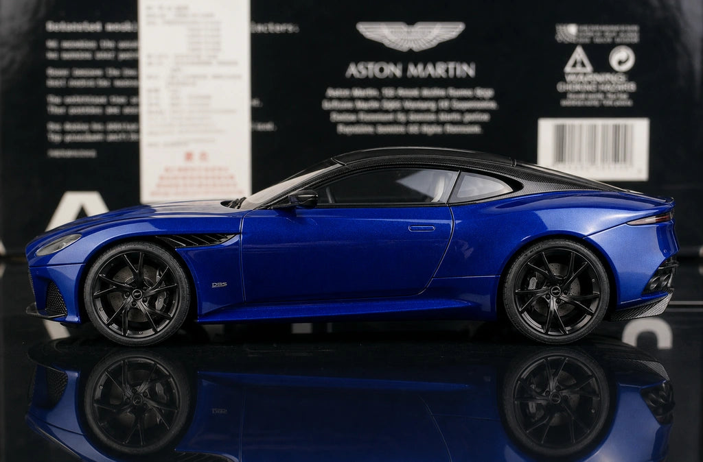 AutoArt Aston Martin 2008 DBS بلو 1:18 – نموذج معدني قابل للجمع من القالب المصبوب