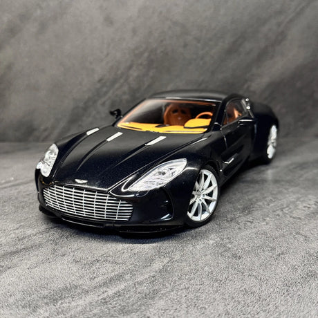 [AutoArt] 1:18 Aston Martin 2009 One-77 Black Model Car Die-Cast