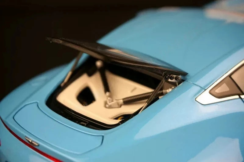 [AutoArt] 1:18 Aston Martin 2009 One-77 Blue Model Car Die-Cast