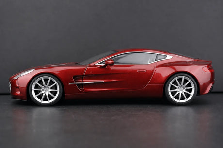 AutoArt Aston Martin 2009 One-77 Milan Red 1:18 – Verzamelobject gegoten model met gietijzer